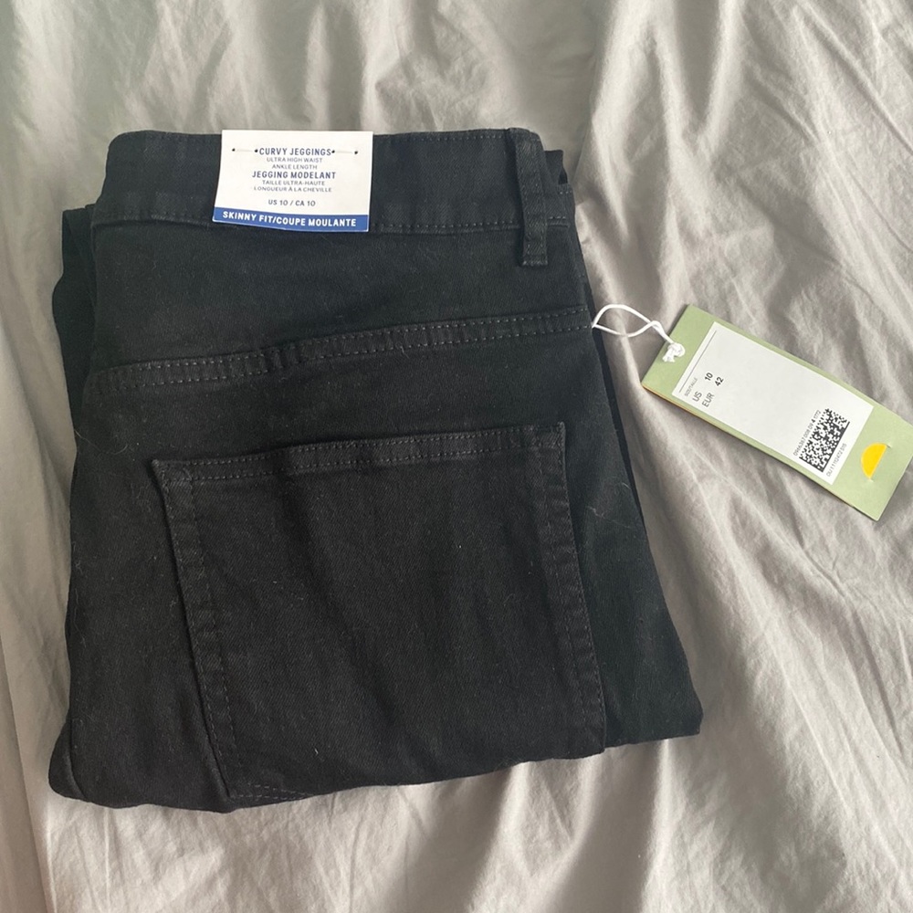H&M Curvy jagging’s ultra high waist ankle length size 10